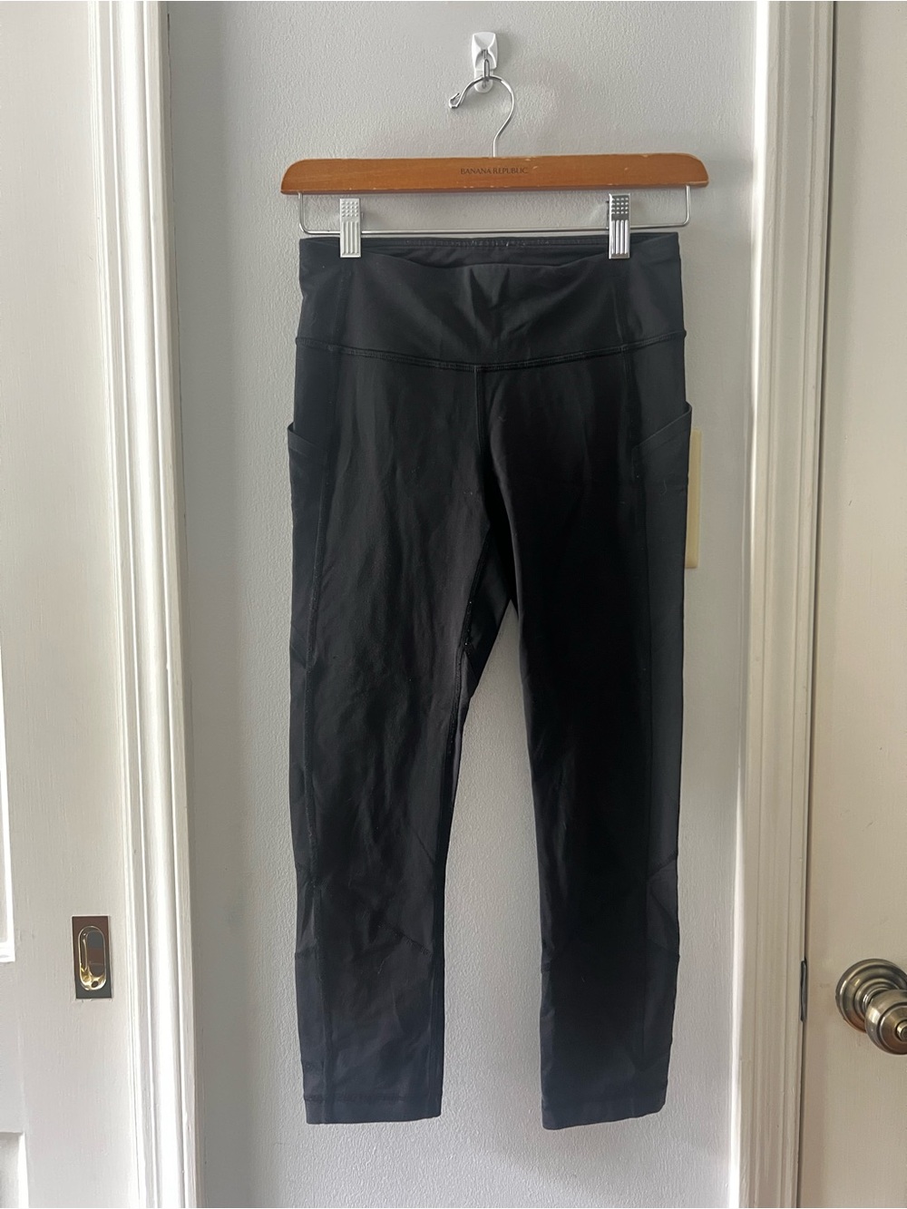 lululemon athletica Black High-Rise Athletic Leggings with Side Pockets